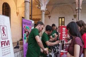 Bologna_accoglie_la_quattordic