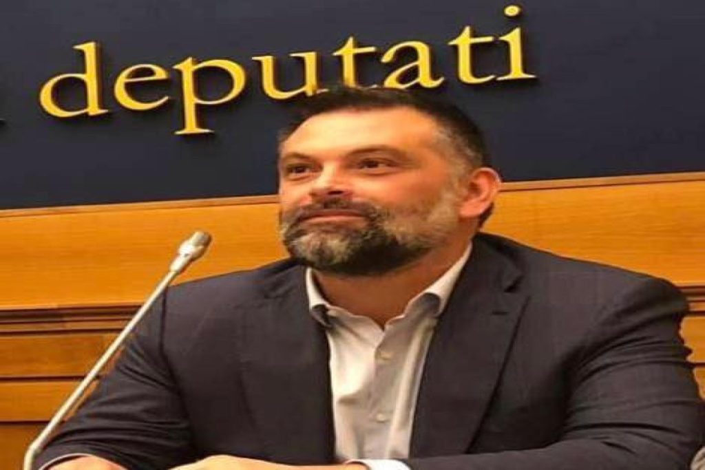 Luca_De_Carlo_in_visita_in_pro