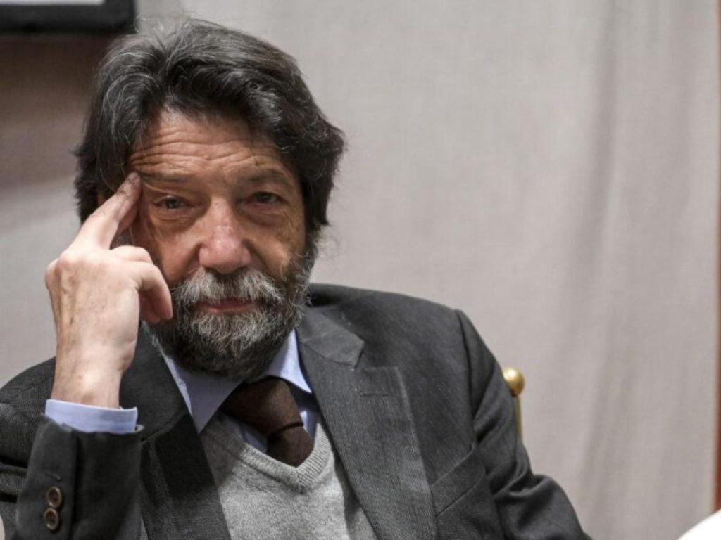 Massimo_Cacciari_chiude_il_cic